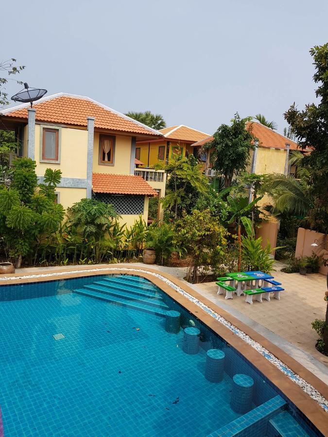 Arerayah Beach Resort Pran Buri Exterior foto
